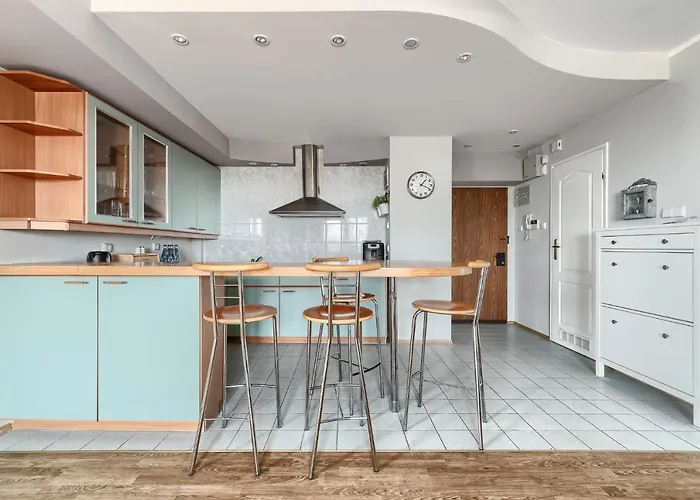 Your Holidays Chrobry 411 *