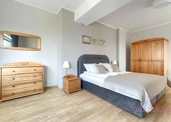 Your Holidays Chrobry 411